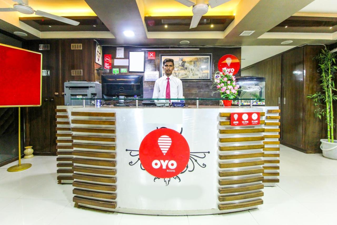 Hotel Seven Ahmedabad Exteriör bild