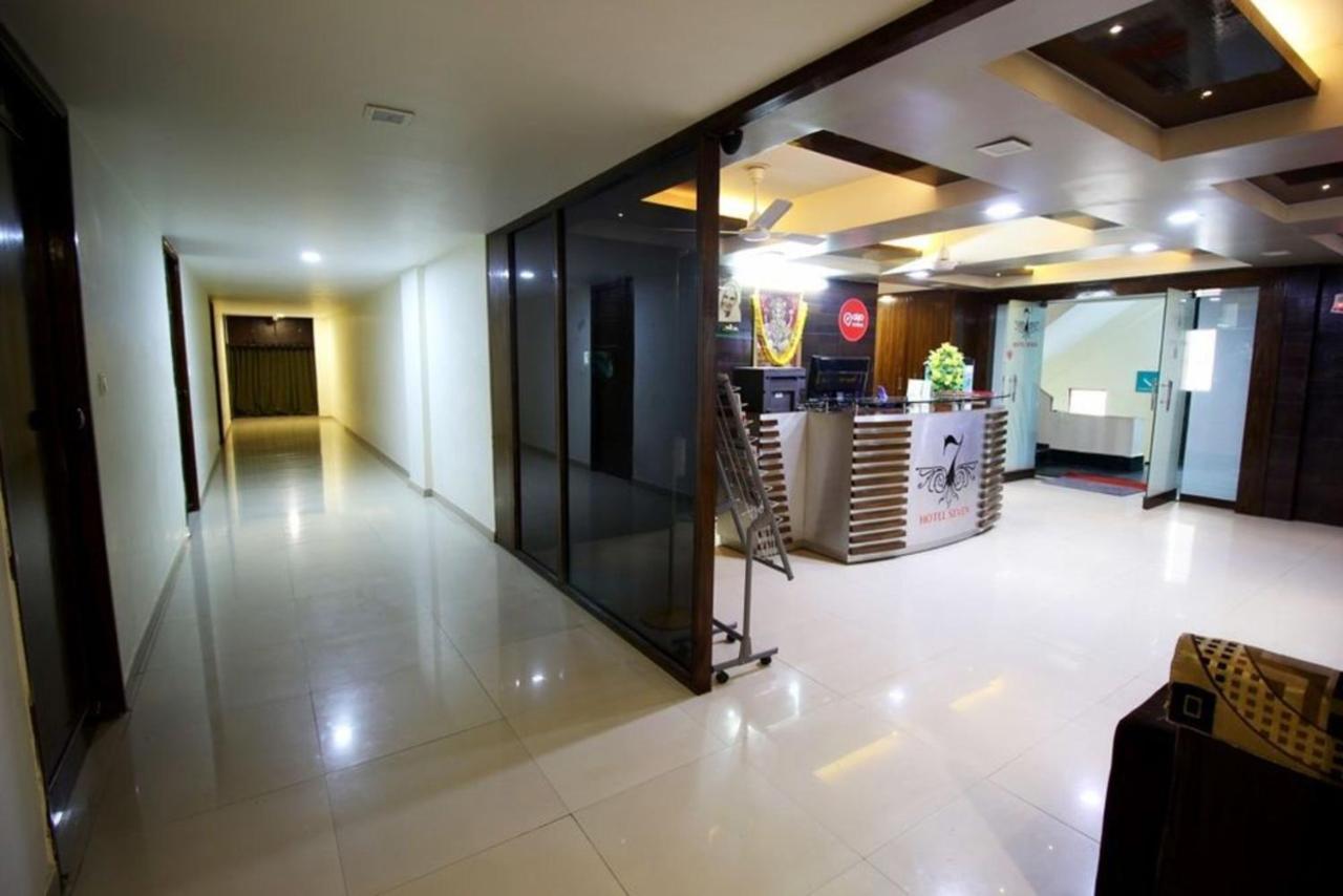 Hotel Seven Ahmedabad Exteriör bild